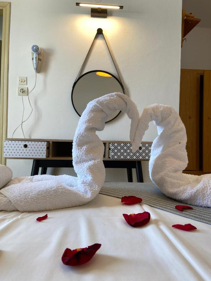 Hotell Manos
